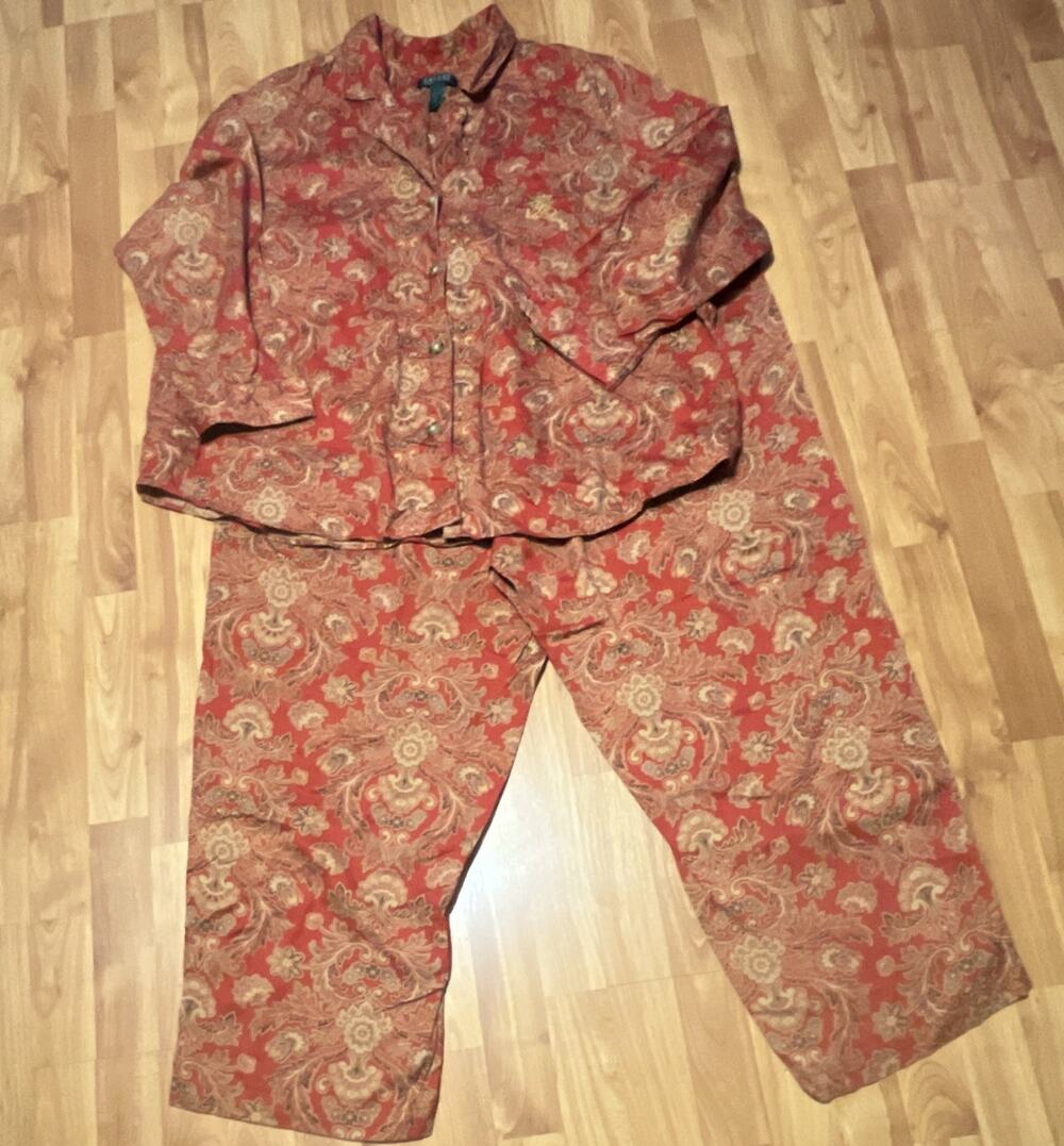 Lauren Ralph Lauren Women’s 2X Plus Red Paisley Cotton Woven Button Pajama Set